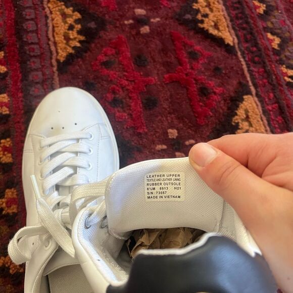 Tory Burch Howell Court leather sneakers 8.5 - Picture 10 of 11